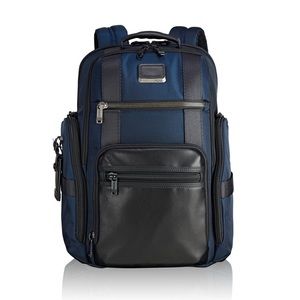 Tumi Alpha Bravo Sheppard Deluxe